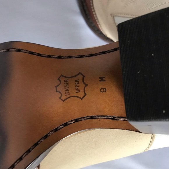 Nine West boot style ankle shoes - Picture 5 of 16